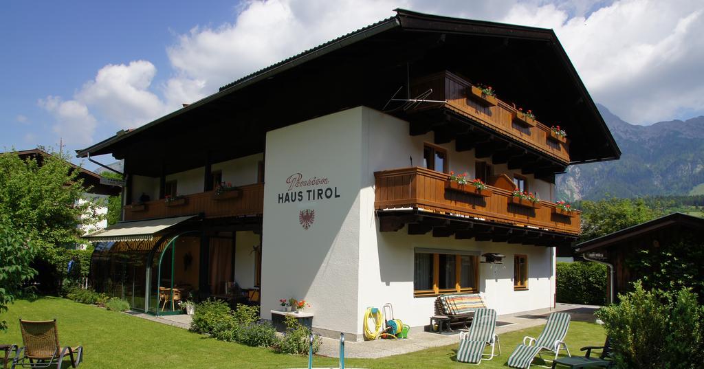 Haus Tirol Bed and Breakfast Leogang Exteriör bild